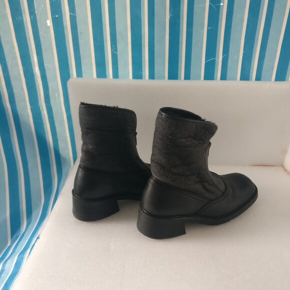 Vintage Genuine Real Leather Front zipper lined boot 6 made in canada - Picture 8 of 9